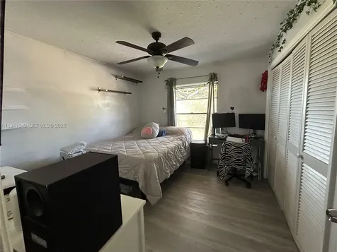 200 Gate Road Hollywood FL 33024
