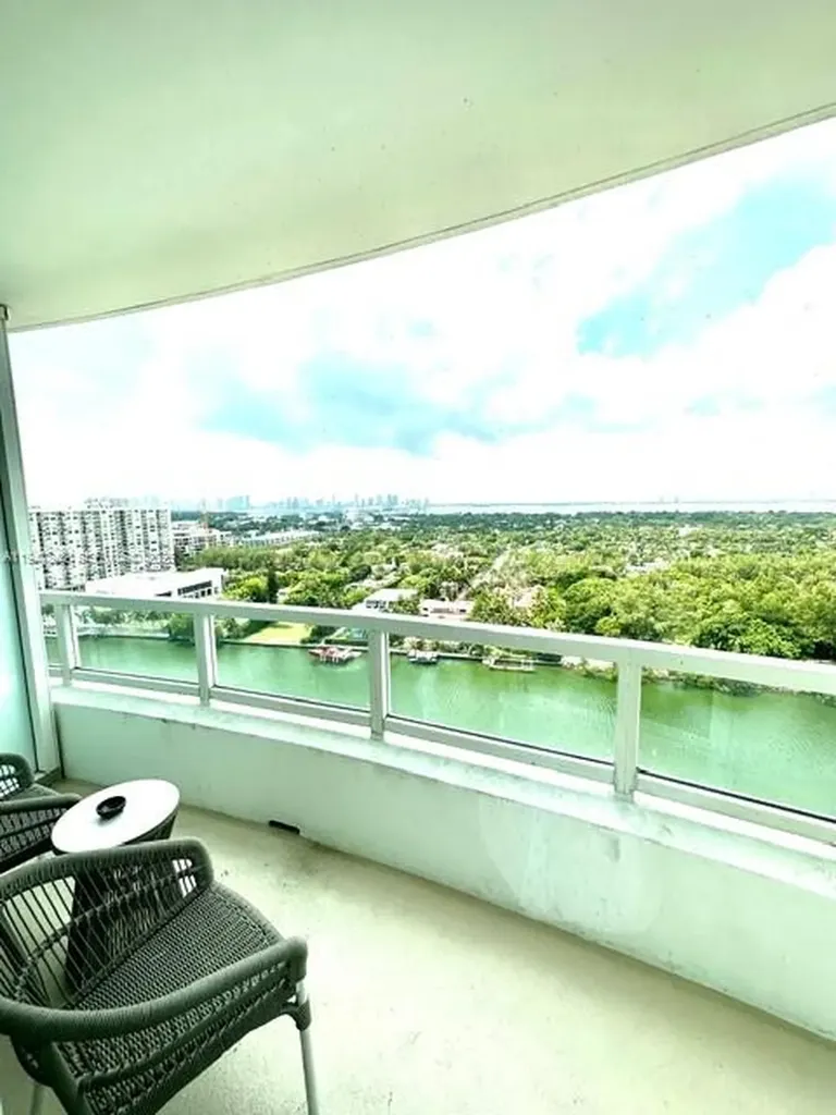 4401 Collins Avenue Miami Beach FL 33140