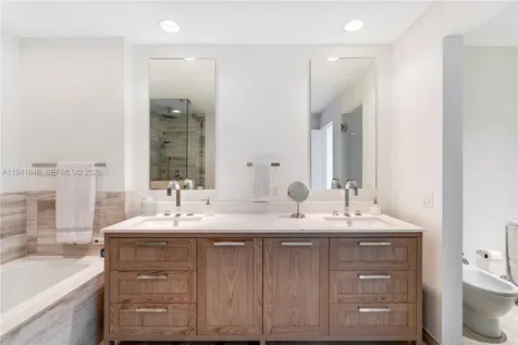 350 Ocean Drive Key Biscayne FL 33149
