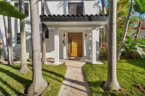 435 W 43rd Street Miami Beach FL 33140