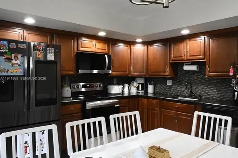 8400 SW 133rd Avenue Road Miami FL 33183