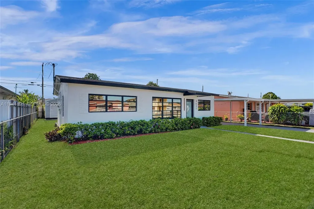 4631 E 8th Court Hialeah FL 33013