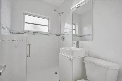 4631 E 8th Court Hialeah FL 33013