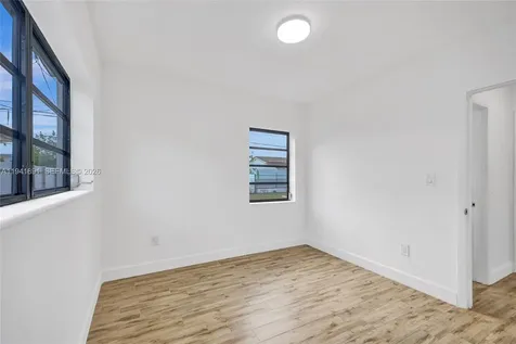 4631 E 8th Court Hialeah FL 33013