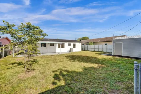 4631 E 8th Court Hialeah FL 33013