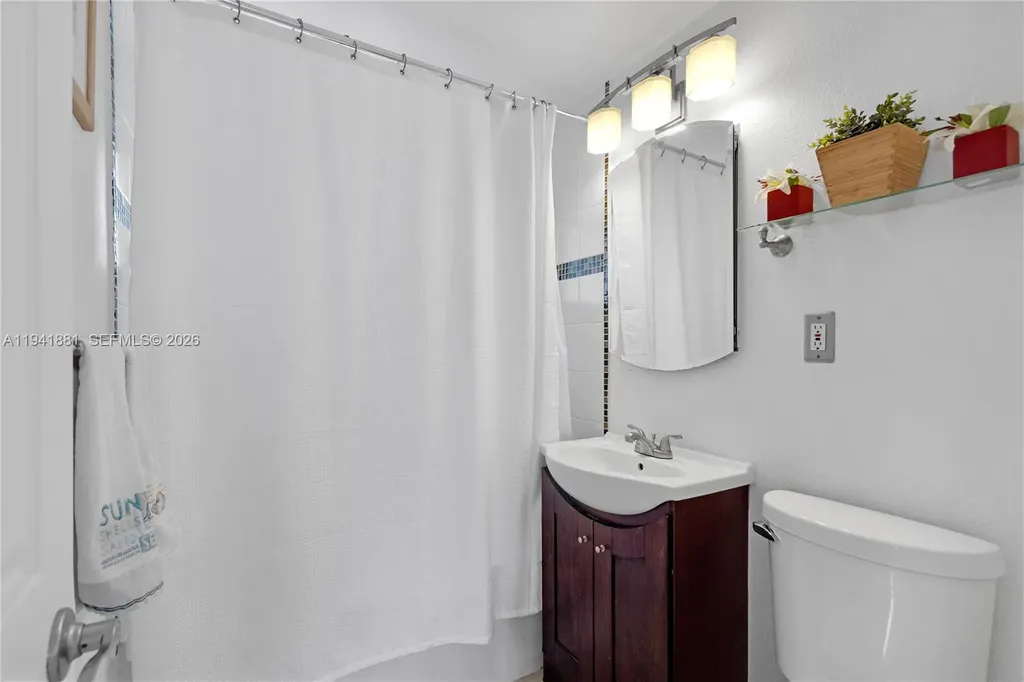 2430 Key Largo Lane Fort Lauderdale FL 33312