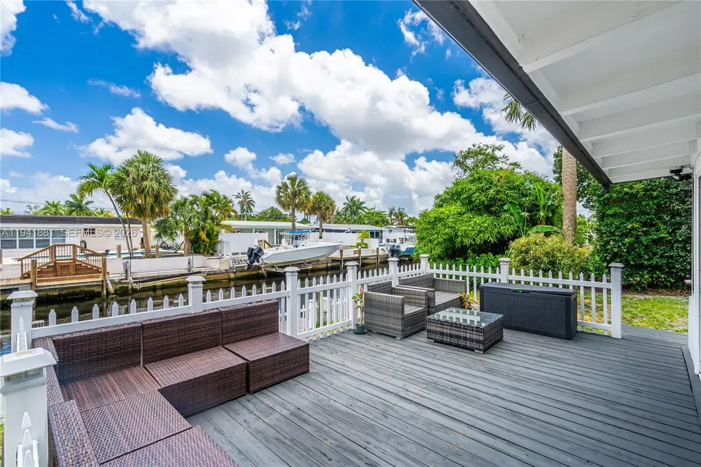 2430 Key Largo Lane Fort Lauderdale FL 33312