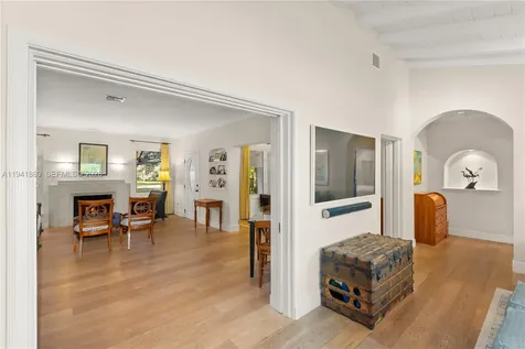1901 Country Club Prado Coral Gables FL 33134