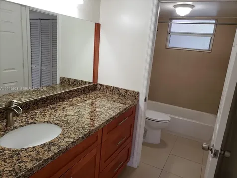 461 SW 113th Way Pembroke Pines FL 33025