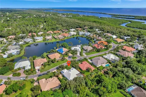 7914 SE Osprey Street Hobe Sound FL 33455