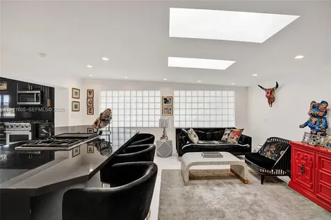 19130 NE 21st Avenue North Miami Beach FL 33179