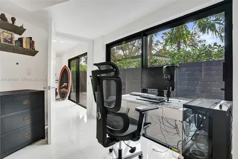 19130 NE 21st Avenue North Miami Beach FL 33179