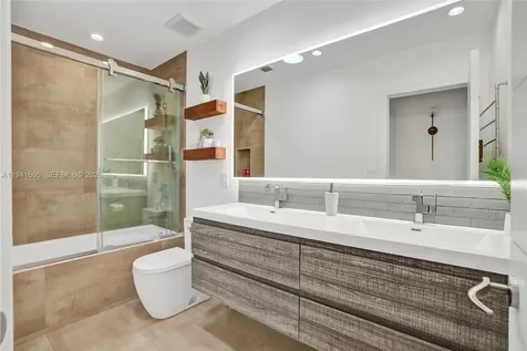 19130 NE 21st Avenue North Miami Beach FL 33179