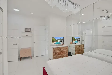 19130 NE 21st Avenue North Miami Beach FL 33179