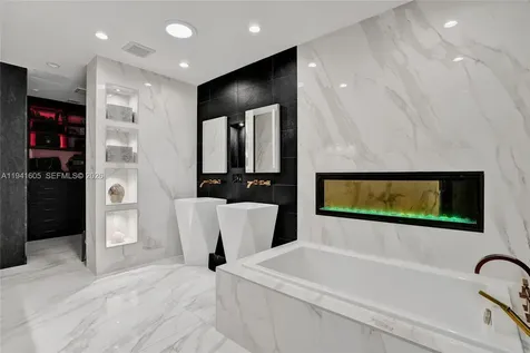 19130 NE 21st Avenue North Miami Beach FL 33179