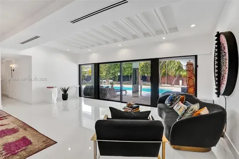 19130 NE 21st Avenue North Miami Beach FL 33179