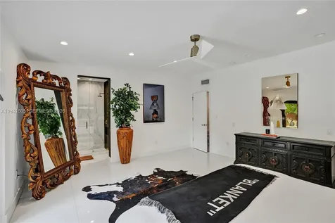 19130 NE 21st Avenue North Miami Beach FL 33179