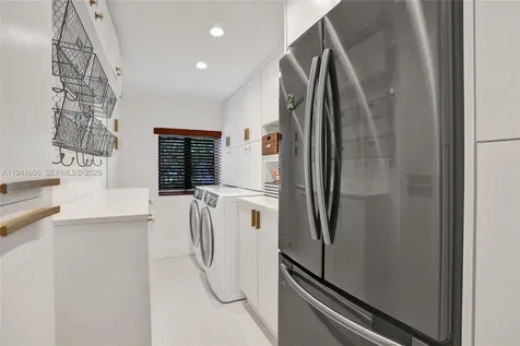 19130 NE 21st Avenue North Miami Beach FL 33179