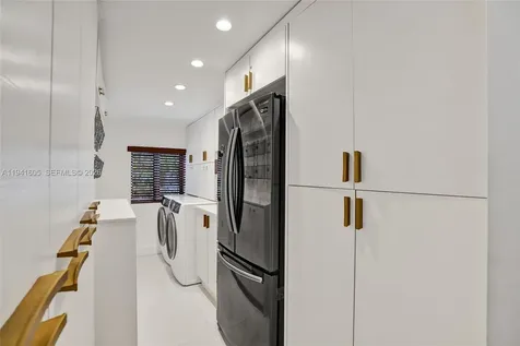 19130 NE 21st Avenue North Miami Beach FL 33179