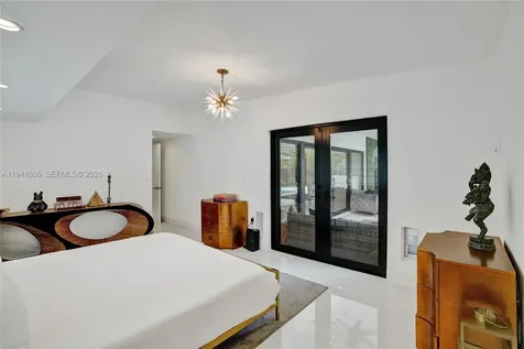 19130 NE 21st Avenue North Miami Beach FL 33179