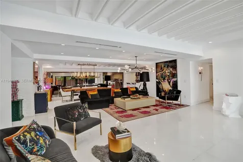 19130 NE 21st Avenue North Miami Beach FL 33179