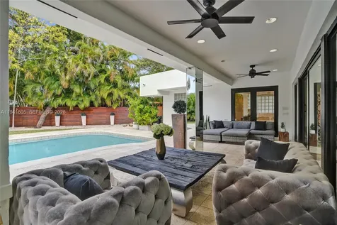 19130 NE 21st Avenue North Miami Beach FL 33179