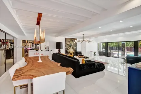 19130 NE 21st Avenue North Miami Beach FL 33179