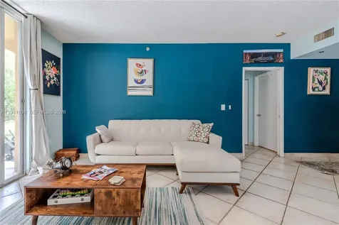 19601 E Country Club Drive Aventura FL 33180
