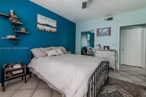19601 E Country Club Drive Aventura FL 33180