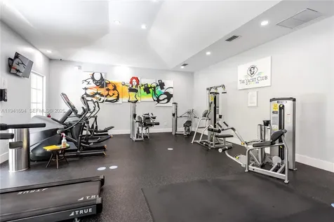 19601 E Country Club Drive Aventura FL 33180