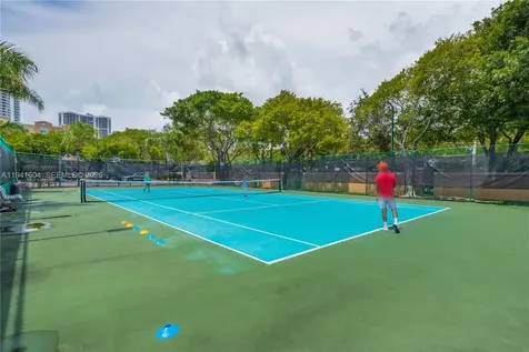 19601 E Country Club Drive Aventura FL 33180