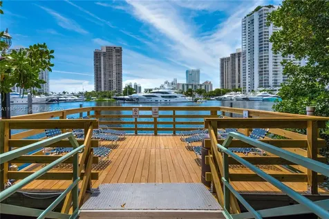 19601 E Country Club Drive Aventura FL 33180