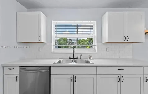 5621 SW 38th Court Davie FL 33314
