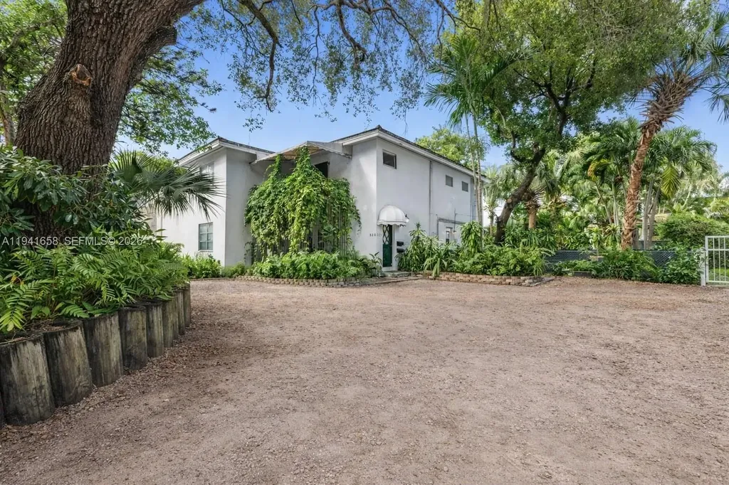325 Bird Road Coral Gables FL 33146