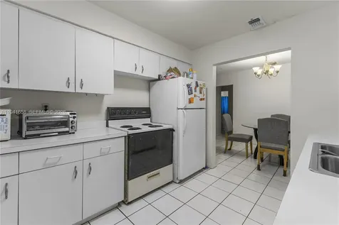 325 Bird Road Coral Gables FL 33146