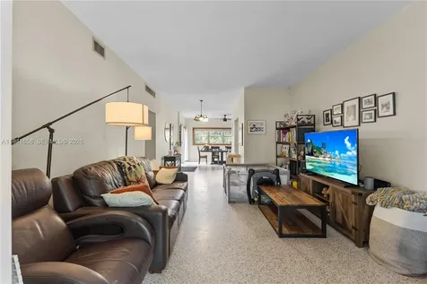 325 Bird Road Coral Gables FL 33146