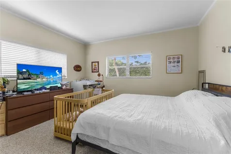 325 Bird Road Coral Gables FL 33146