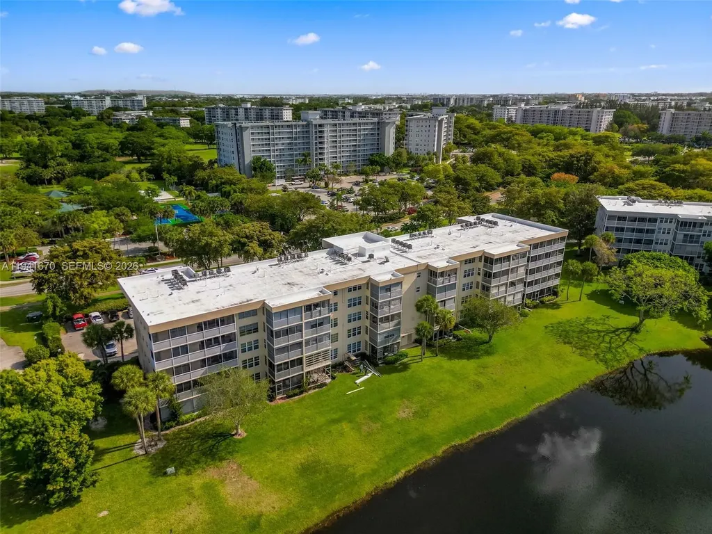 4030 W Palm Aire Drive Pompano Beach FL 33069