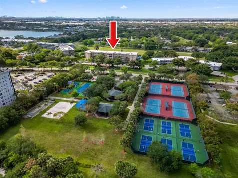 4030 W Palm Aire Drive Pompano Beach FL 33069