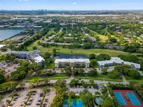 4030 W Palm Aire Drive Pompano Beach FL 33069