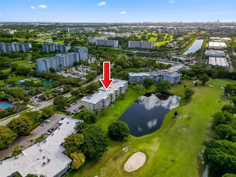 4030 W Palm Aire Drive Pompano Beach FL 33069