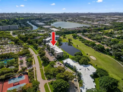 4030 W Palm Aire Drive Pompano Beach FL 33069