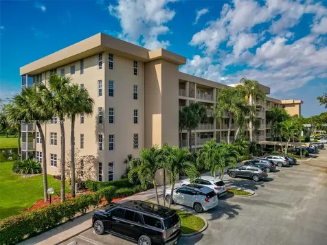 4030 W Palm Aire Drive Pompano Beach FL 33069