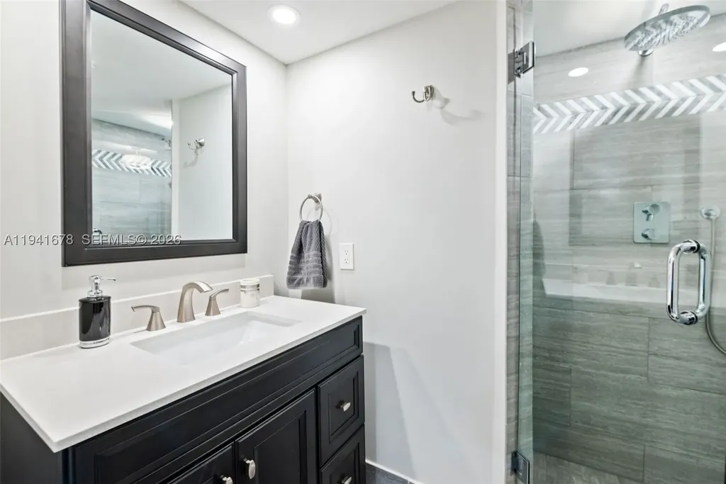 8189 Thames Boulevard Boca Raton FL 33433