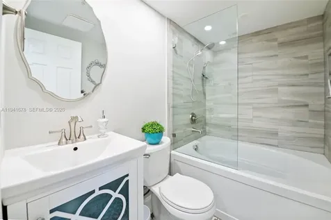 8189 Thames Boulevard Boca Raton FL 33433