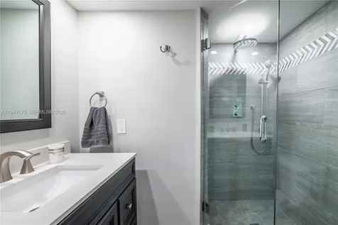 8189 Thames Boulevard Boca Raton FL 33433