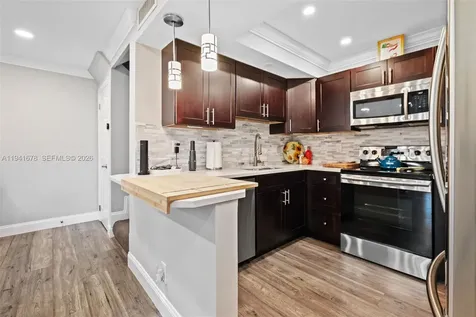 8189 Thames Boulevard Boca Raton FL 33433