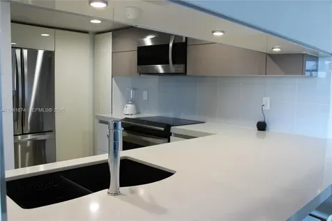 650 West Avenue Miami Beach FL 33139