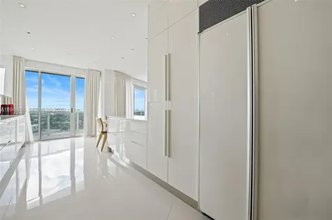 9601 Collins Avenue Bal Harbour FL 33154