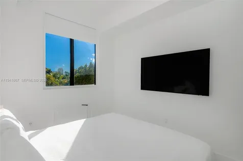 1030 15th Street Miami Beach FL 33139